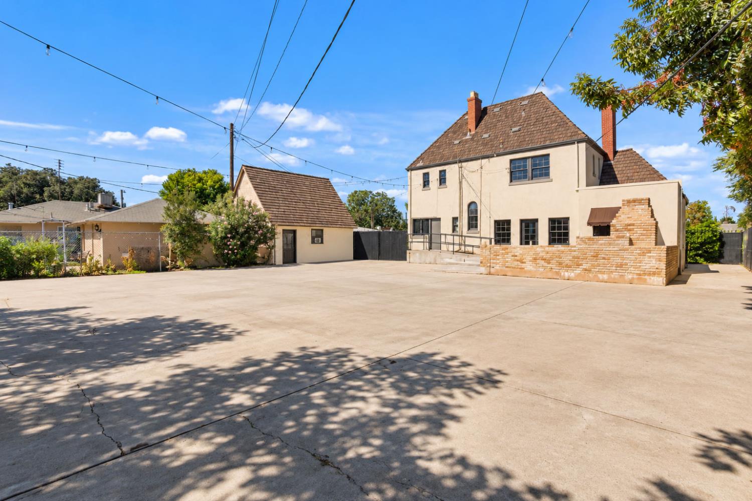 1502 1520 E Olive, Fresno, CA 93728
