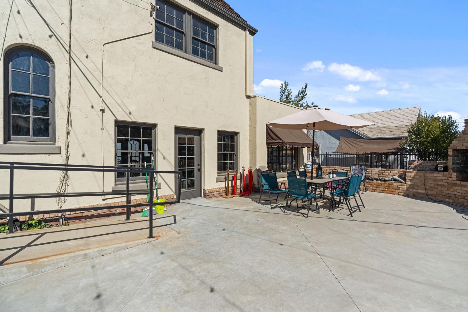 1502 1520 E Olive, Fresno, CA 93728