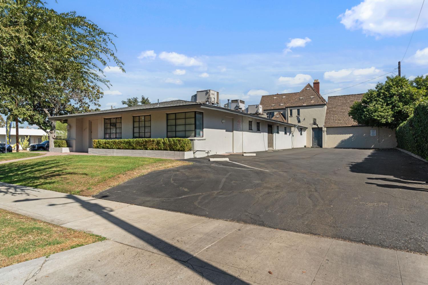 1502 1520 E Olive, Fresno, CA 93728