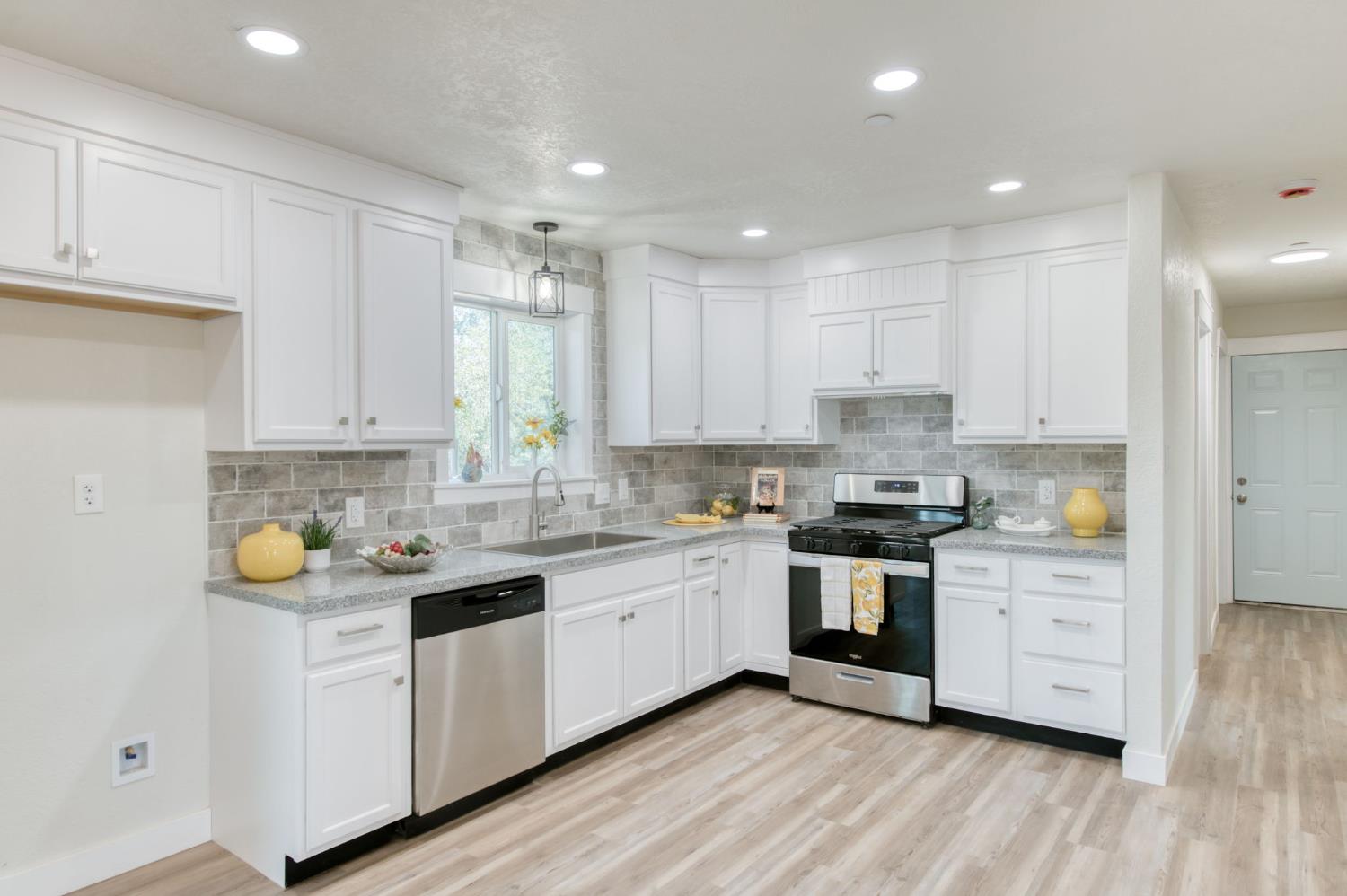 42917 Yosemite Springs Dr, Coarsegold, CA 93614