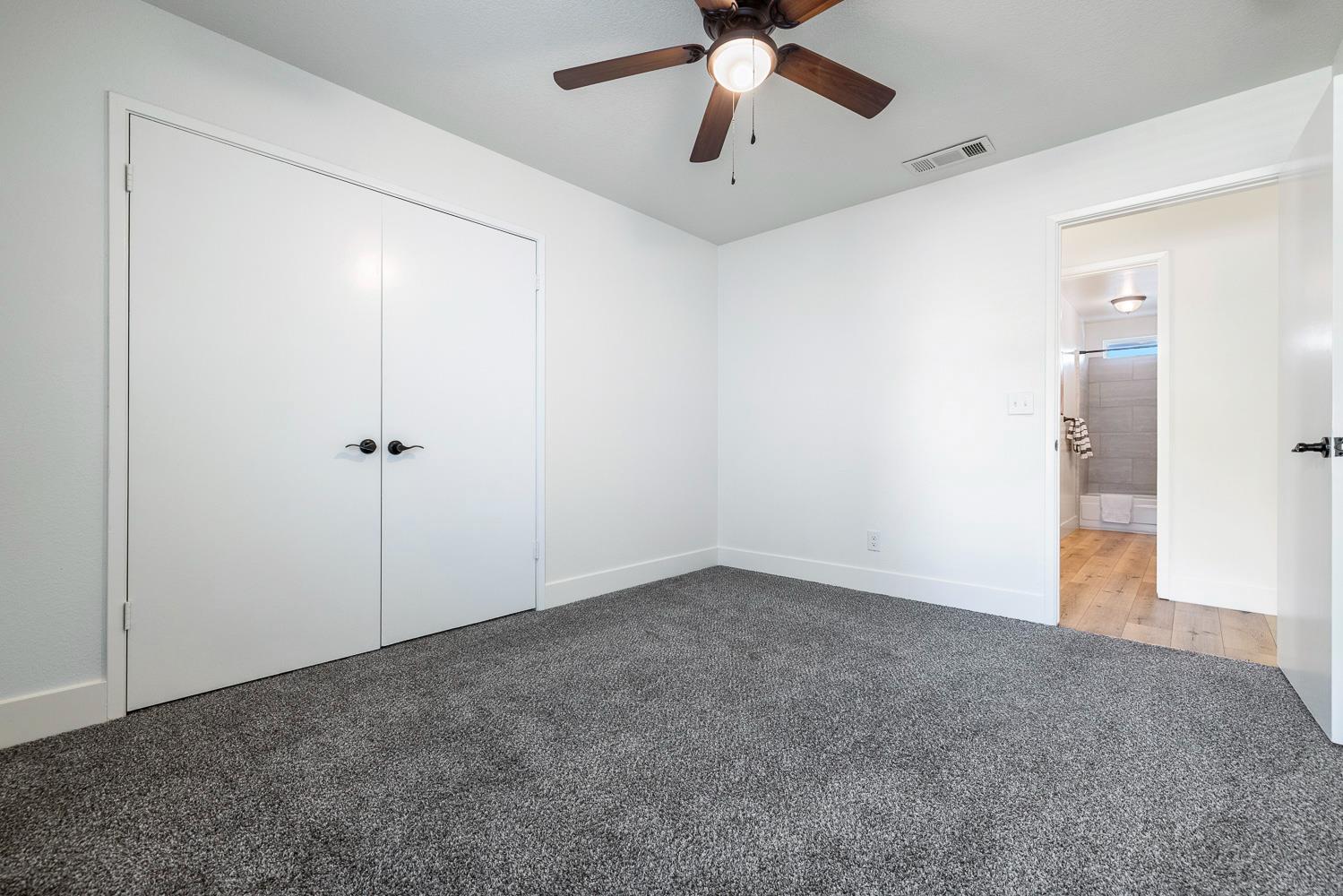 411 McArthur Ave, Clovis, CA 93611