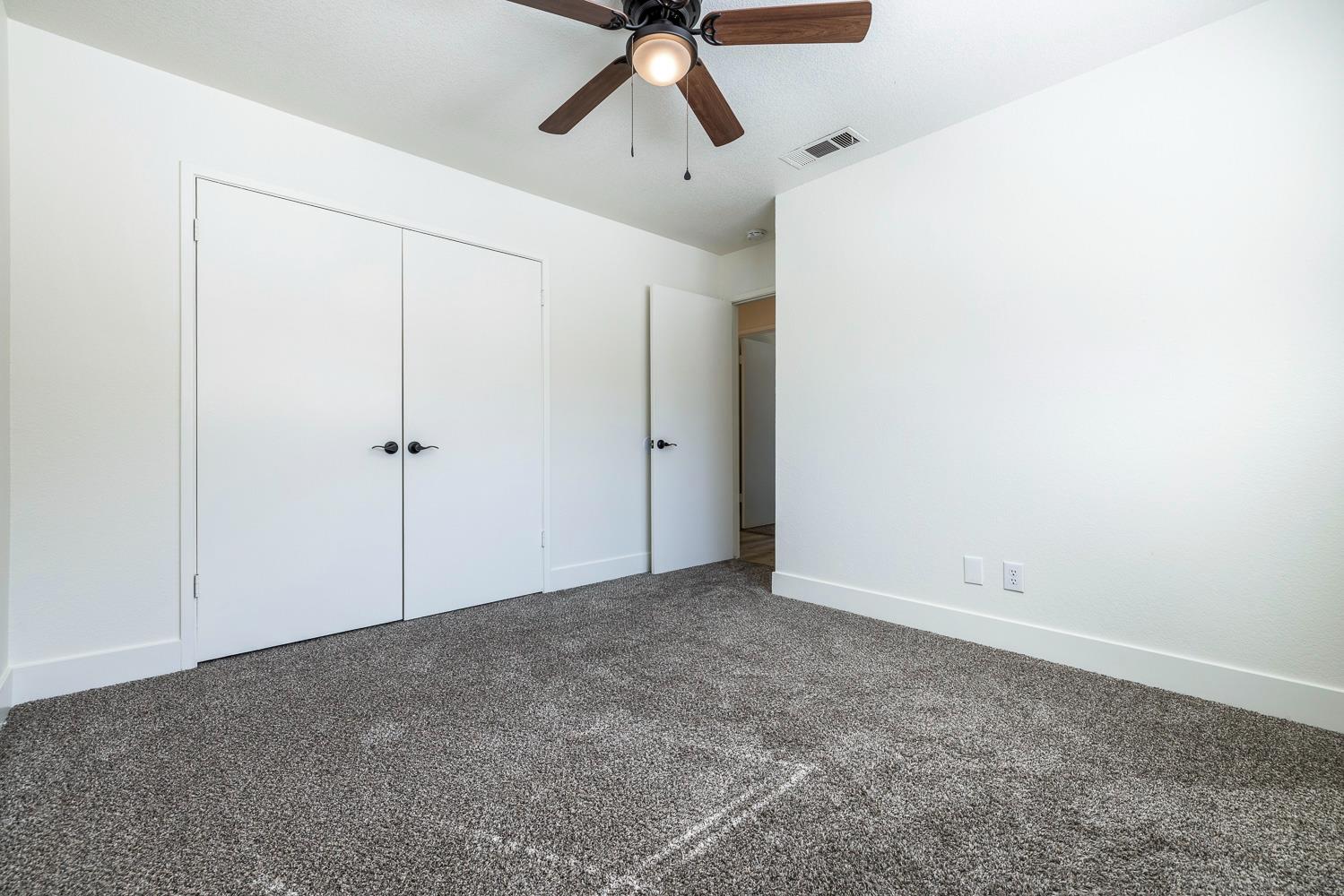 411 McArthur Ave, Clovis, CA 93611