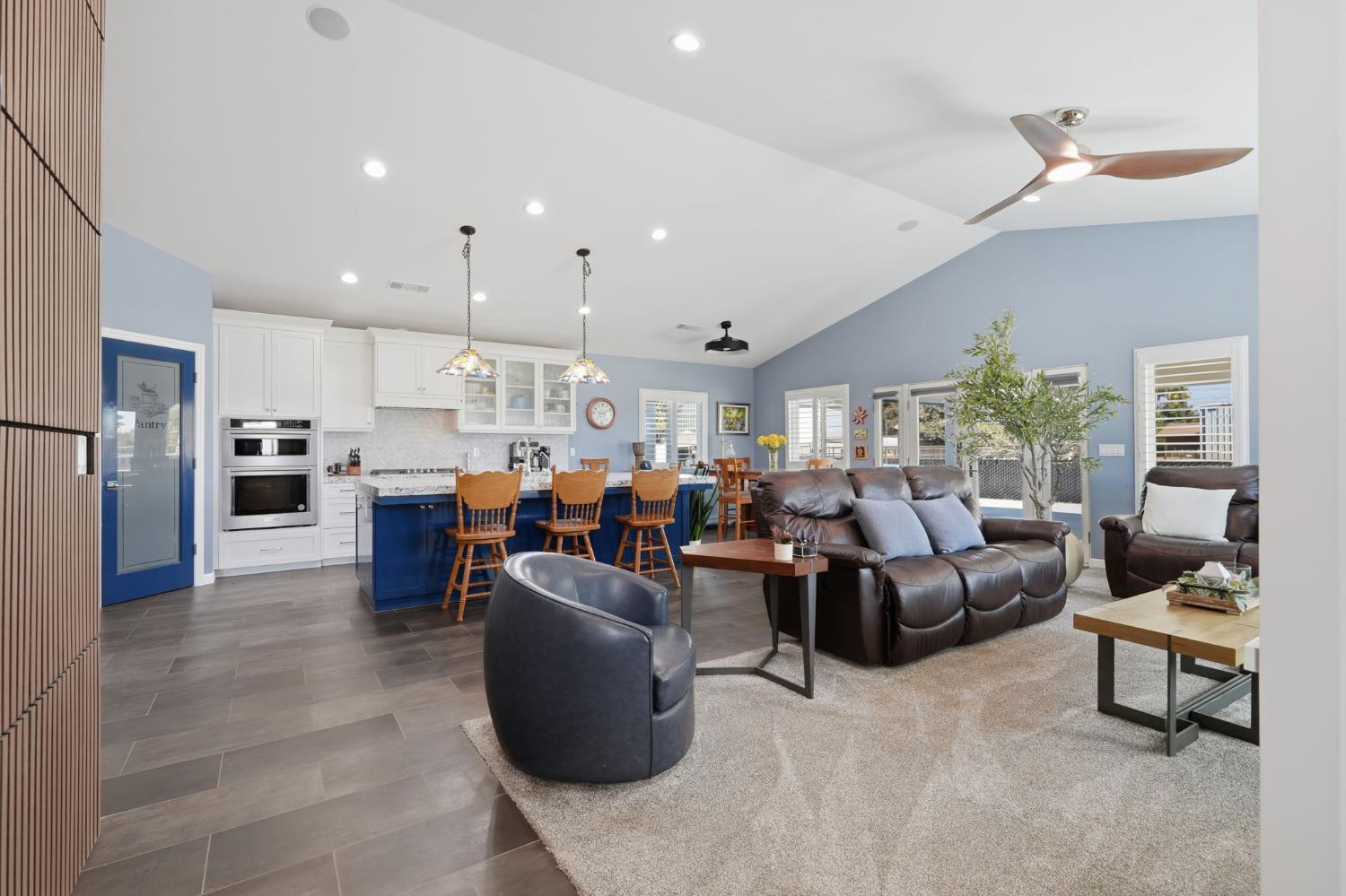 1644 W Marinette Ave, Exeter, CA 93221