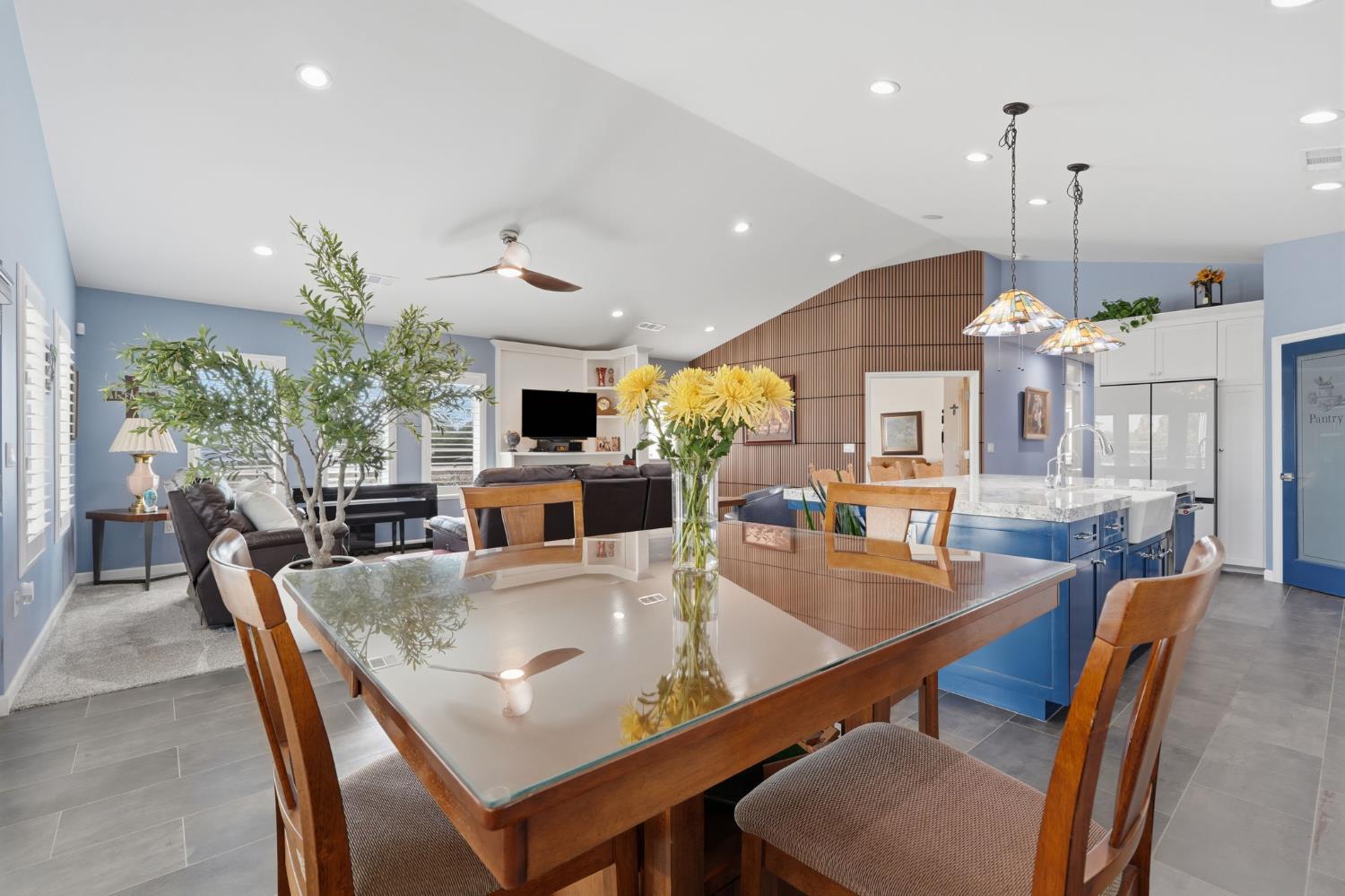 1644 W Marinette Ave, Exeter, CA 93221