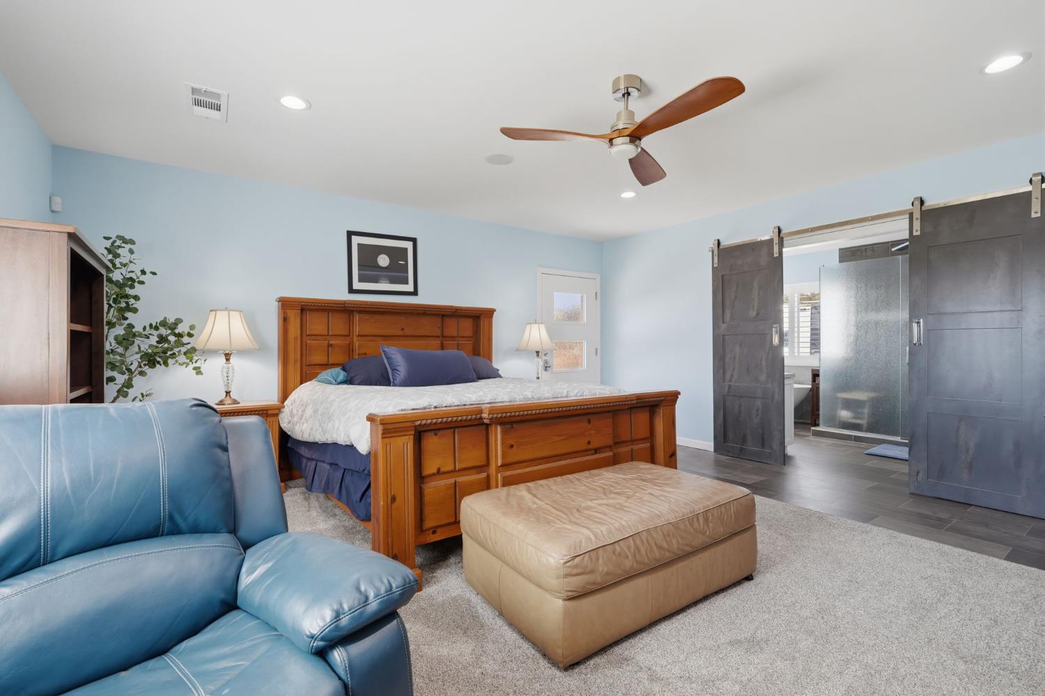 1644 W Marinette Ave, Exeter, CA 93221