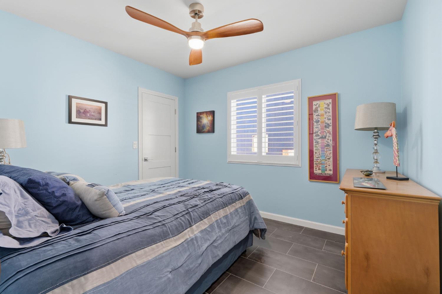 1644 W Marinette Ave, Exeter, CA 93221