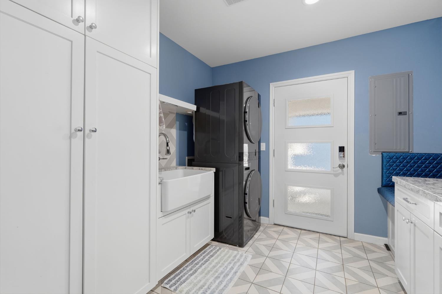 1644 W Marinette Ave, Exeter, CA 93221