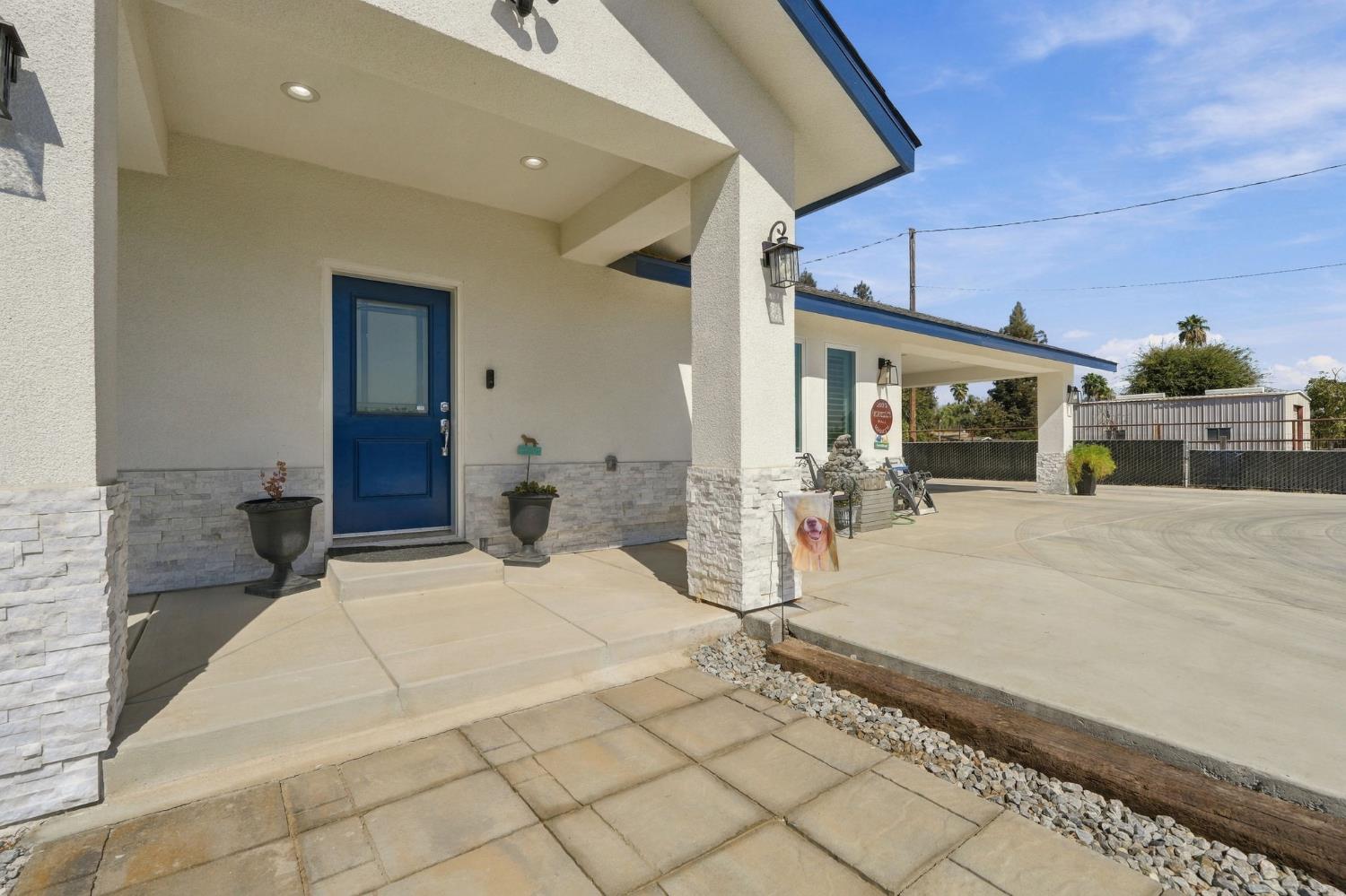 1644 W Marinette Ave, Exeter, CA 93221
