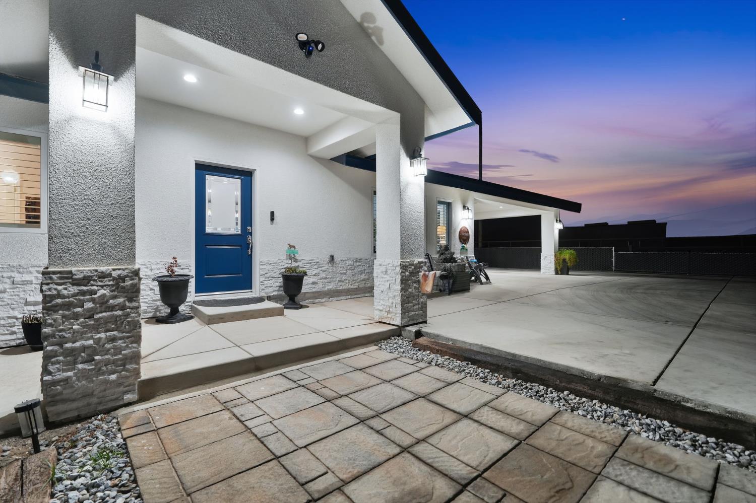 1644 W Marinette Ave, Exeter, CA 93221