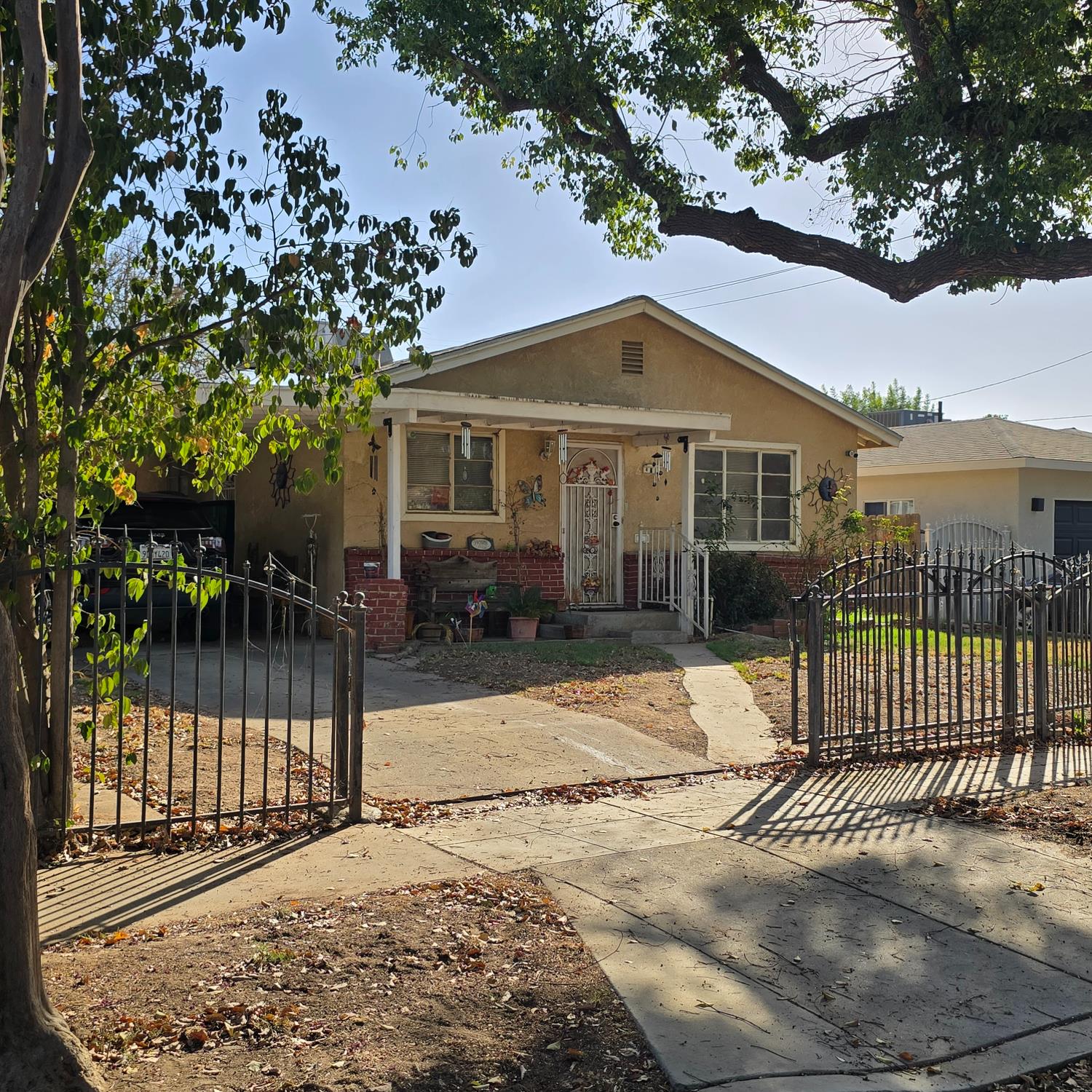 433 W Myers Ave, Fresno, CA 93706