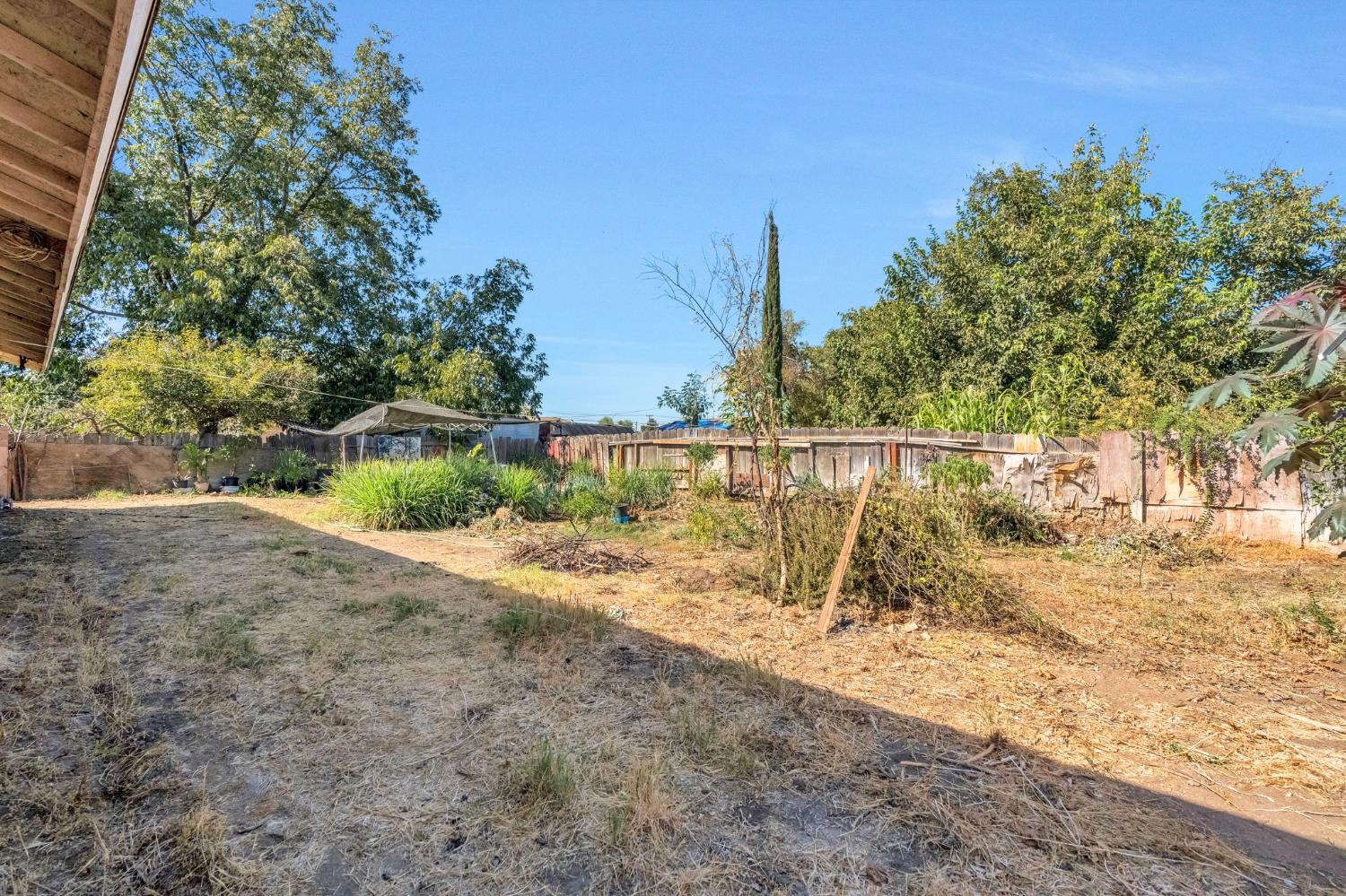 134 W Lorena Ave, Fresno, CA 93706