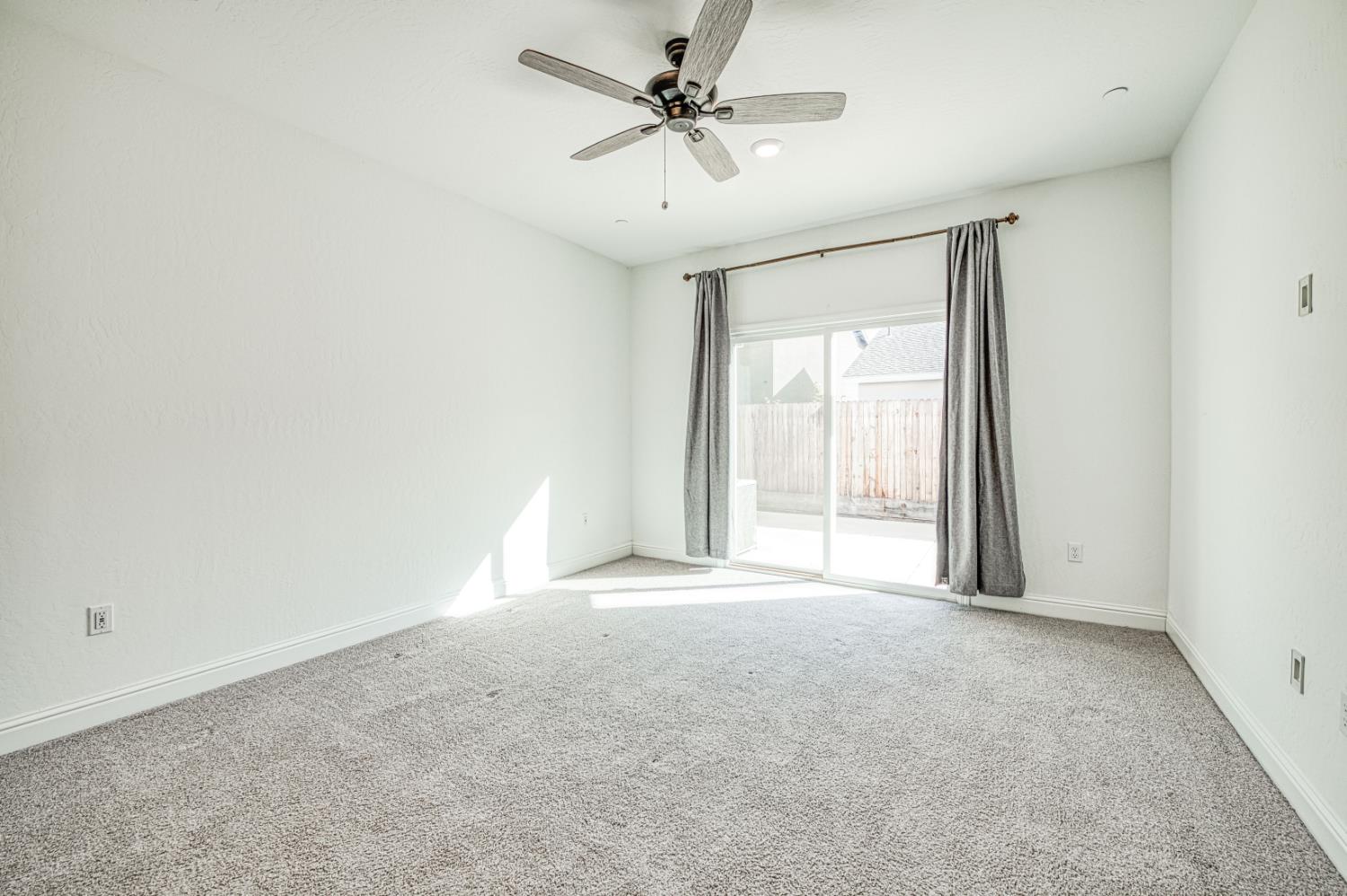 7183 E Simpson Ave, Fresno, CA 93737