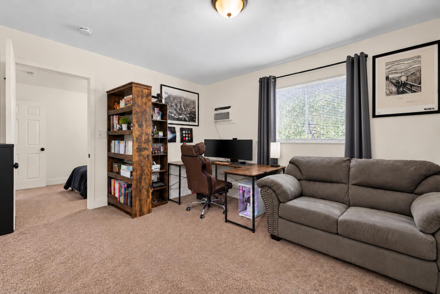 407 NE 2nd Ave, Visalia, CA 93291