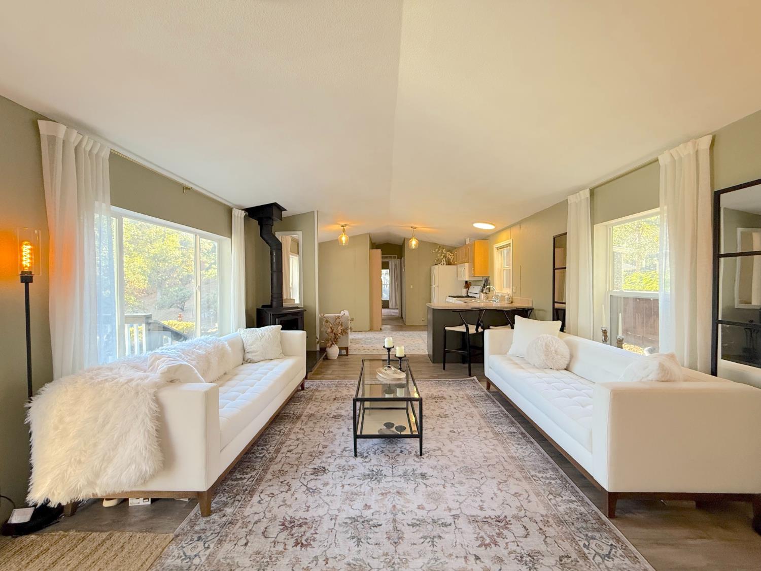 43555 Highway 41 #B23, Oakhurst, CA 93644