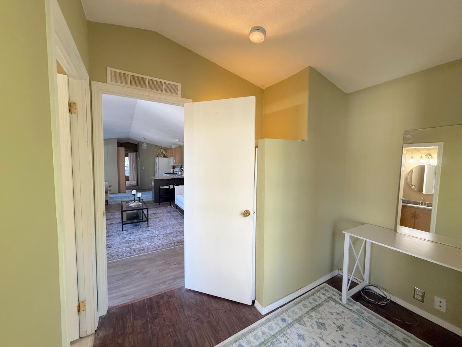43555 Highway 41 #B23, Oakhurst, CA 93644