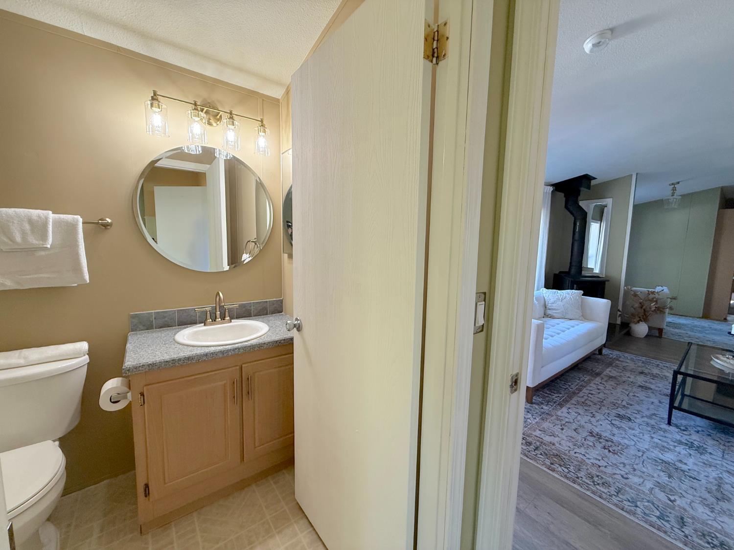 43555 Highway 41 #B23, Oakhurst, CA 93644