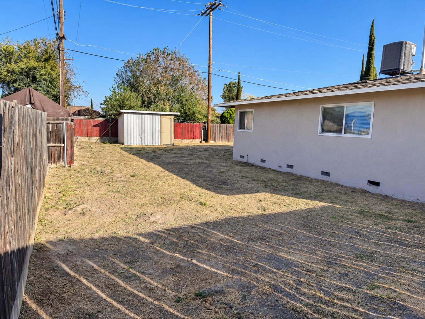 11515 Echo Ln, Hanford, CA 93230