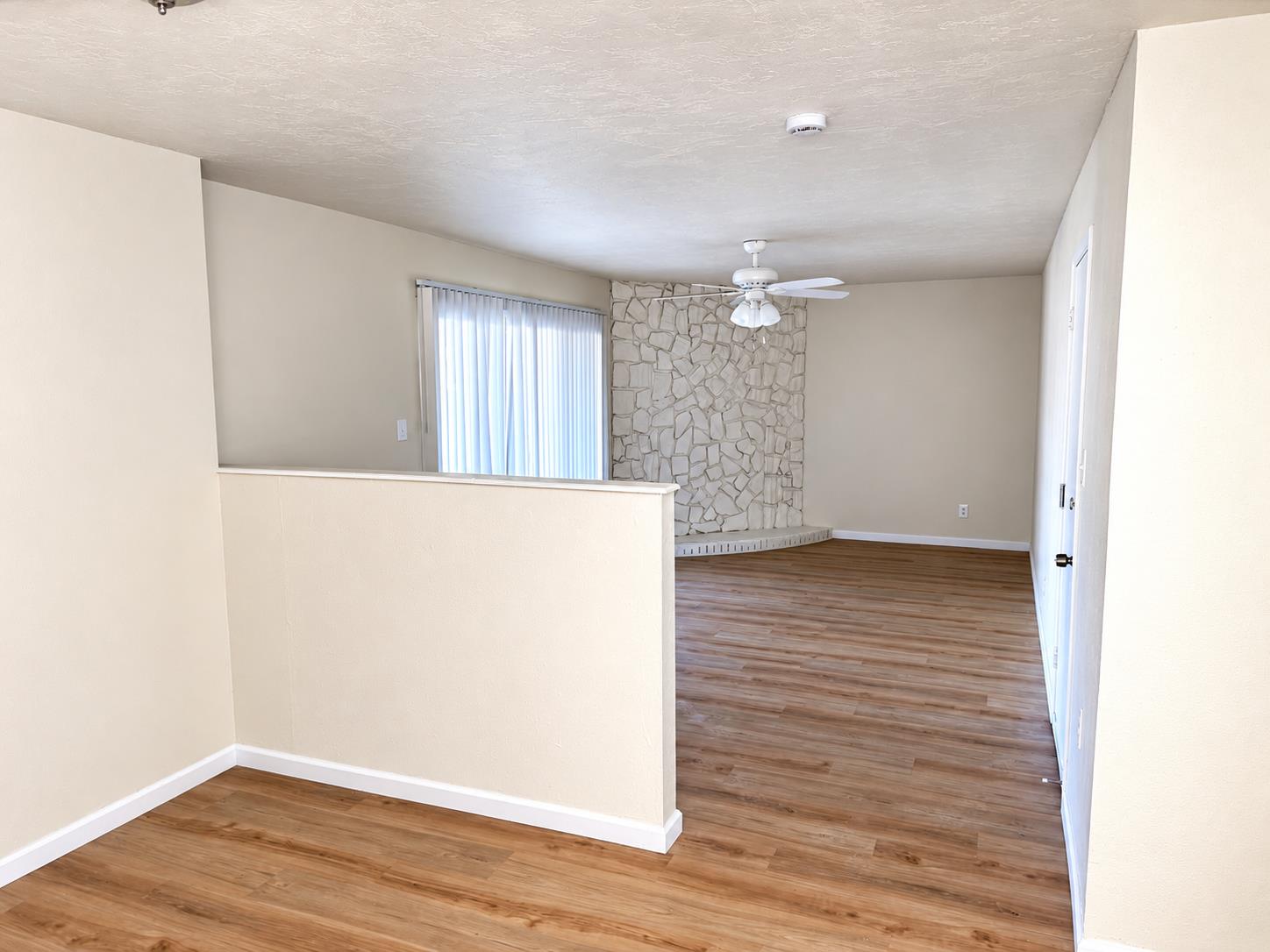 11515 Echo Ln, Hanford, CA 93230