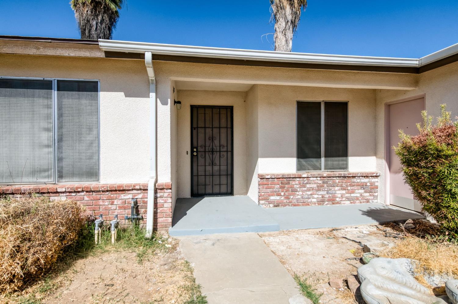 5162 W Indianapolis Ave, Fresno, CA 93722