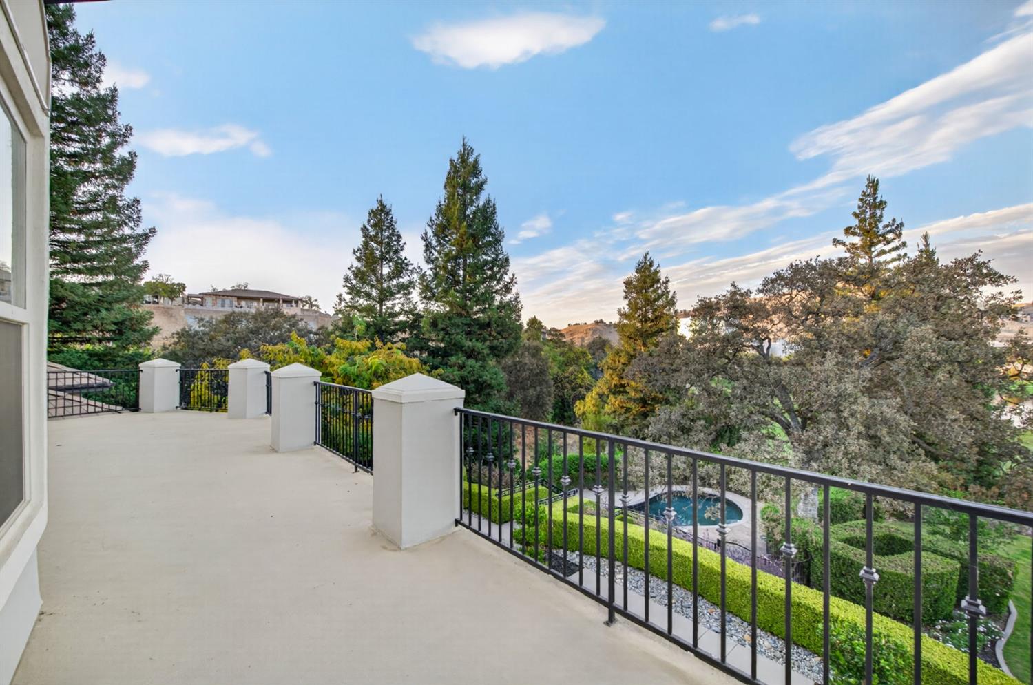 21998 Brighton Crest Dr, Friant, CA 93626