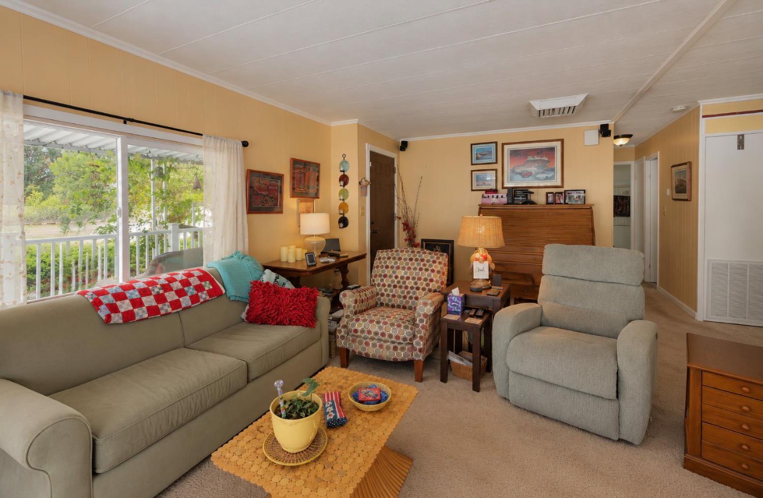 39678 Road 425B #41, Oakhurst, CA 93644