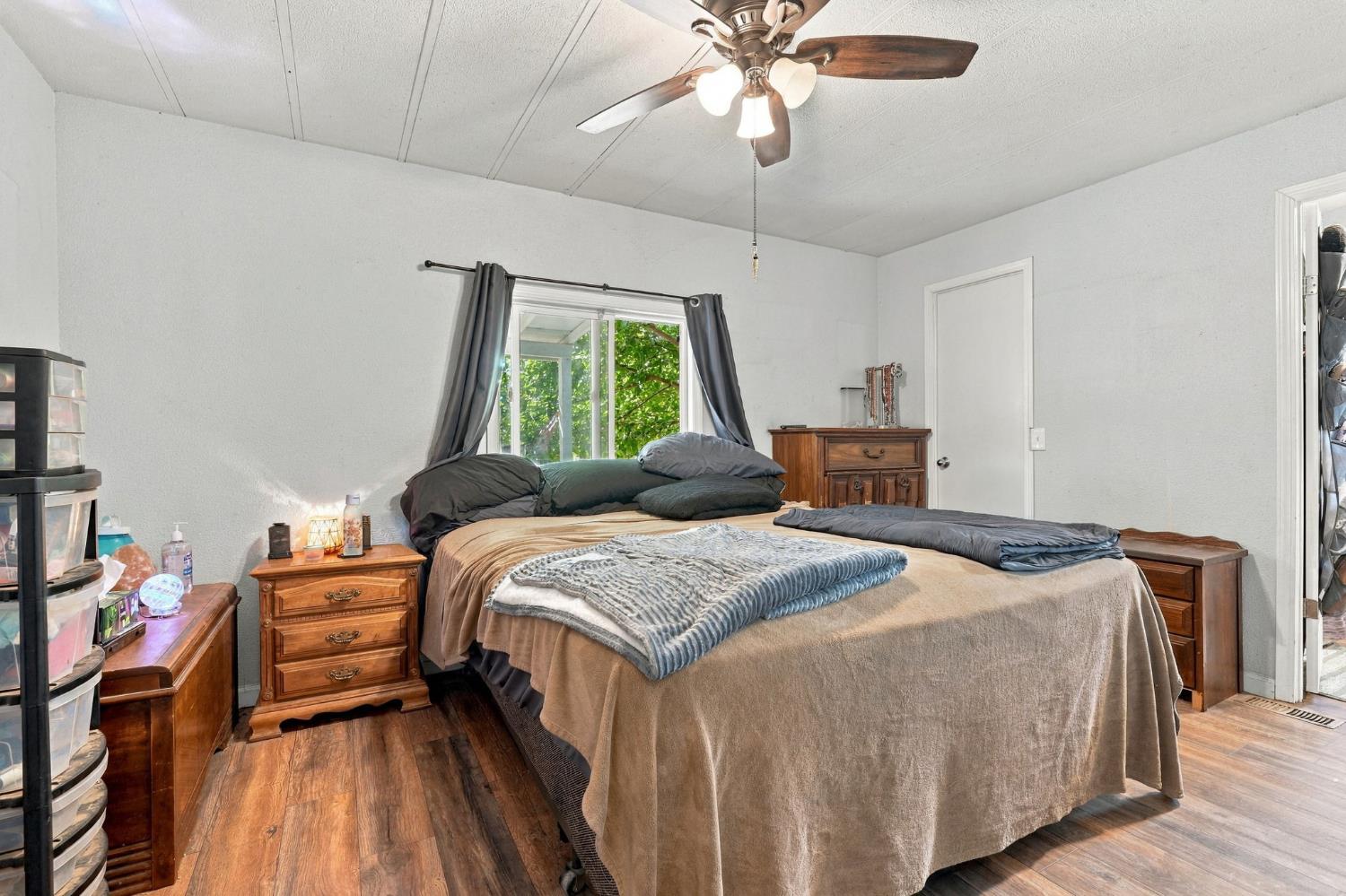 38152 Ruth Hill Rd, Yokuts Valley, CA 93675