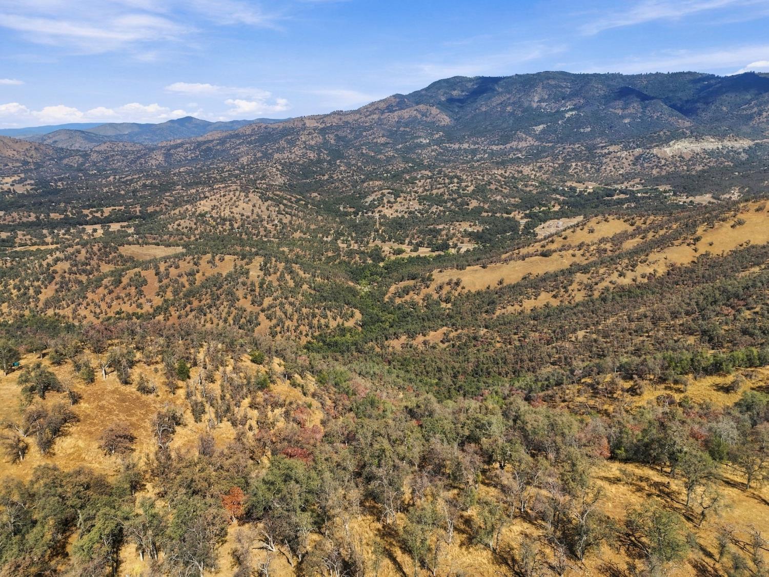 38152 Ruth Hill Rd, Yokuts Valley, CA 93675