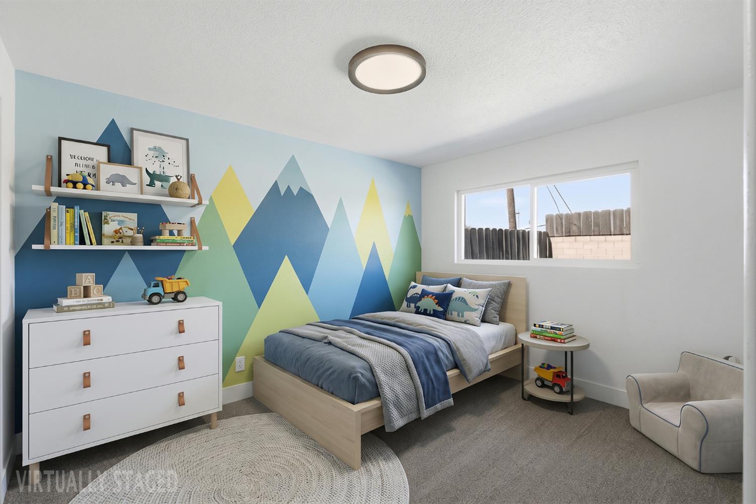 821 W Fairmont Ave, Clovis, CA 93612