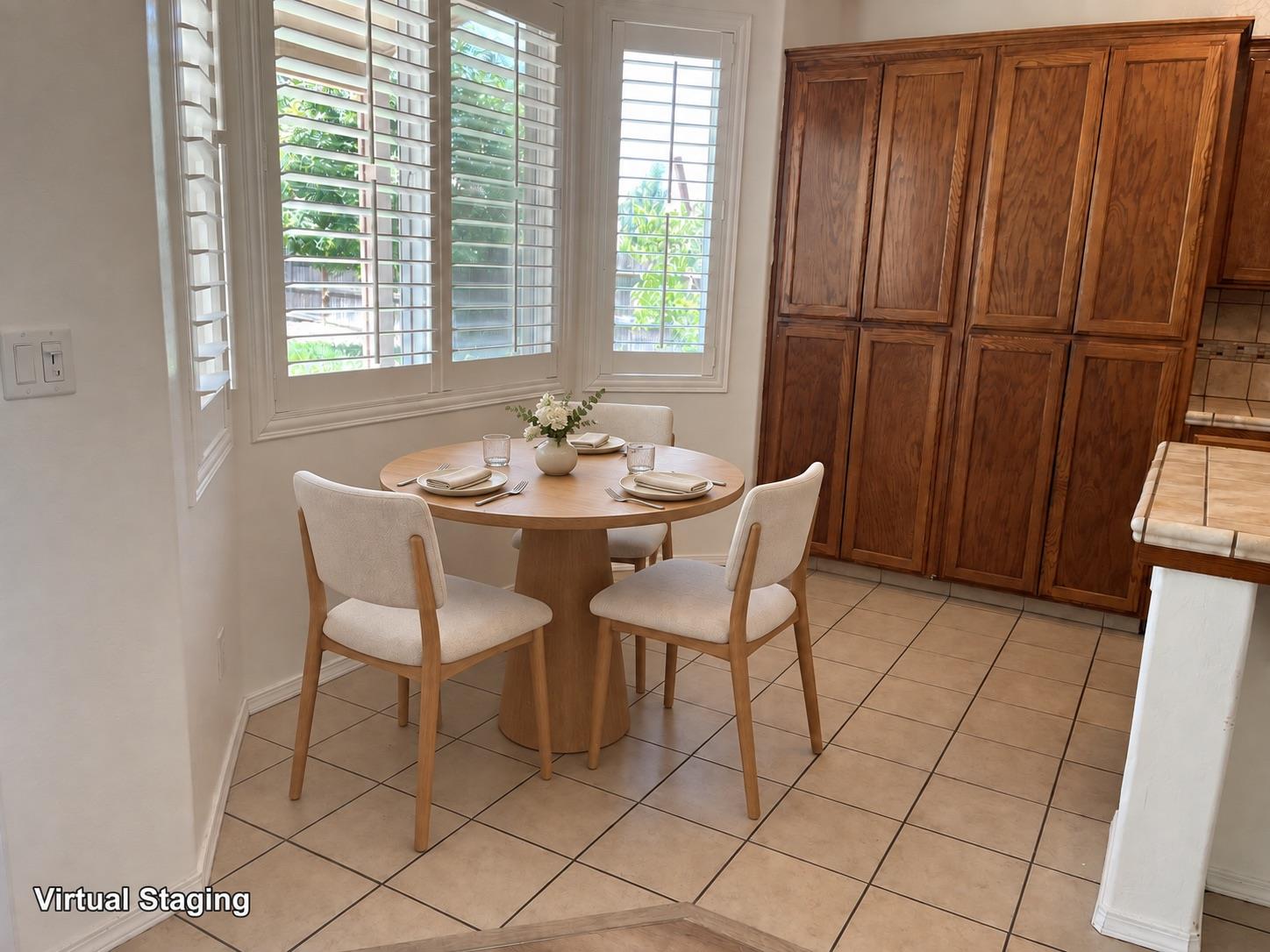 2392 S Playa, Fresno, CA 93727