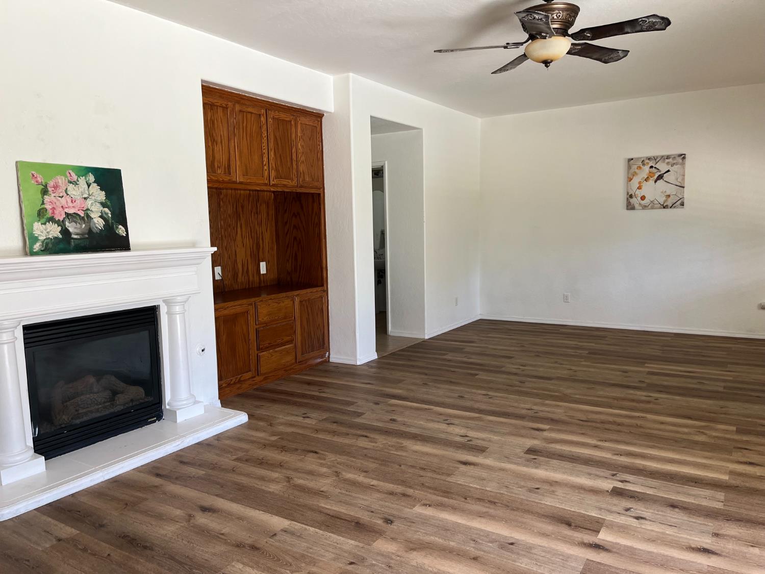 2392 S Playa, Fresno, CA 93727