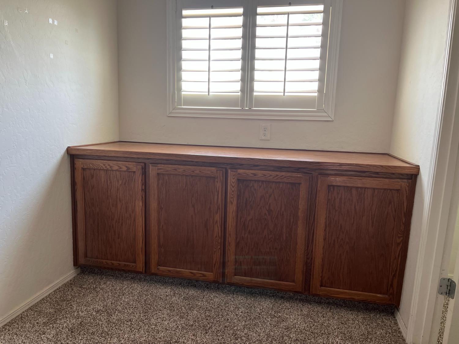 2392 S Playa, Fresno, CA 93727