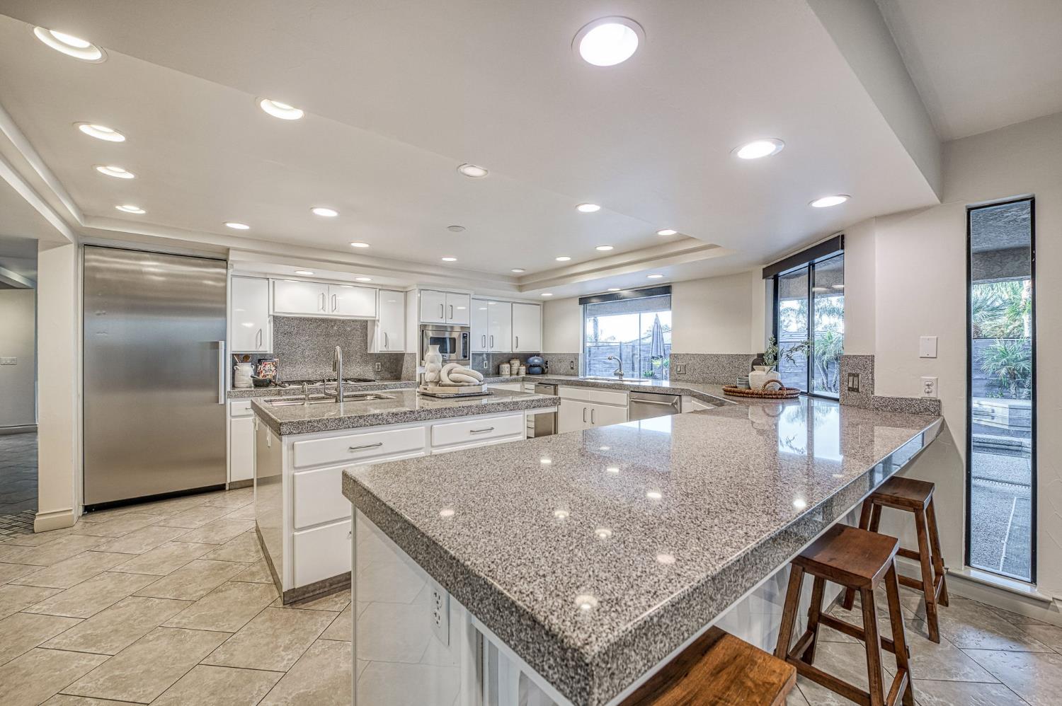 2788 W Bluff Ave, Fresno, CA 93711