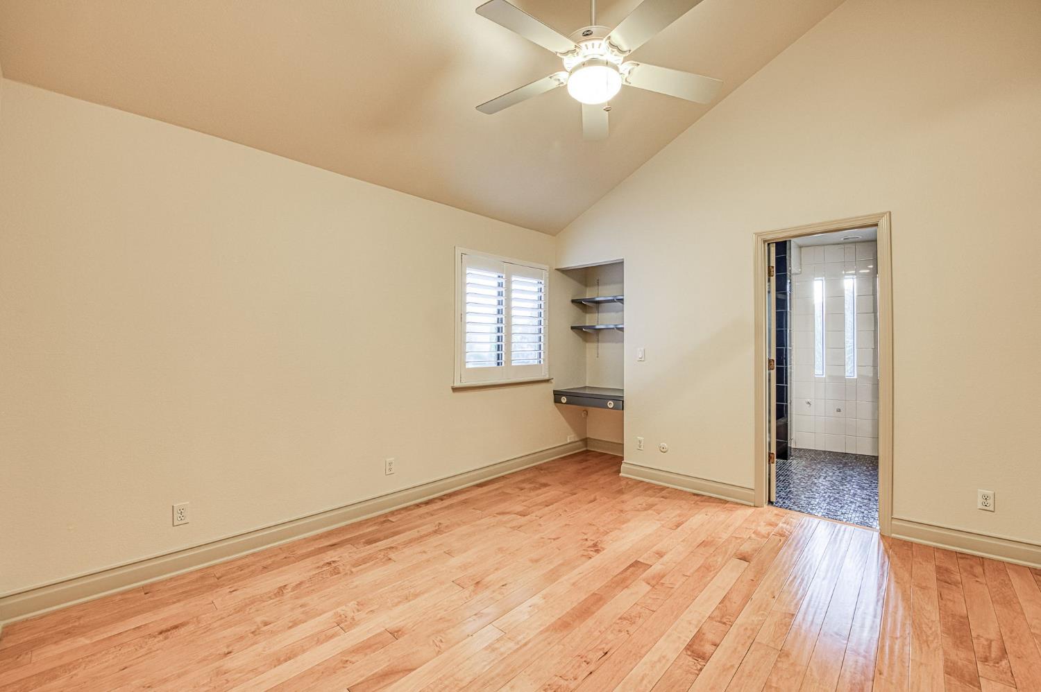 2788 W Bluff Ave, Fresno, CA 93711