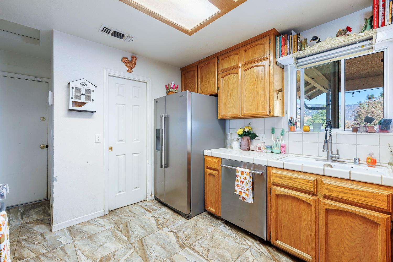 28354 Burrough Valley Rd, Tollhouse, CA 93667