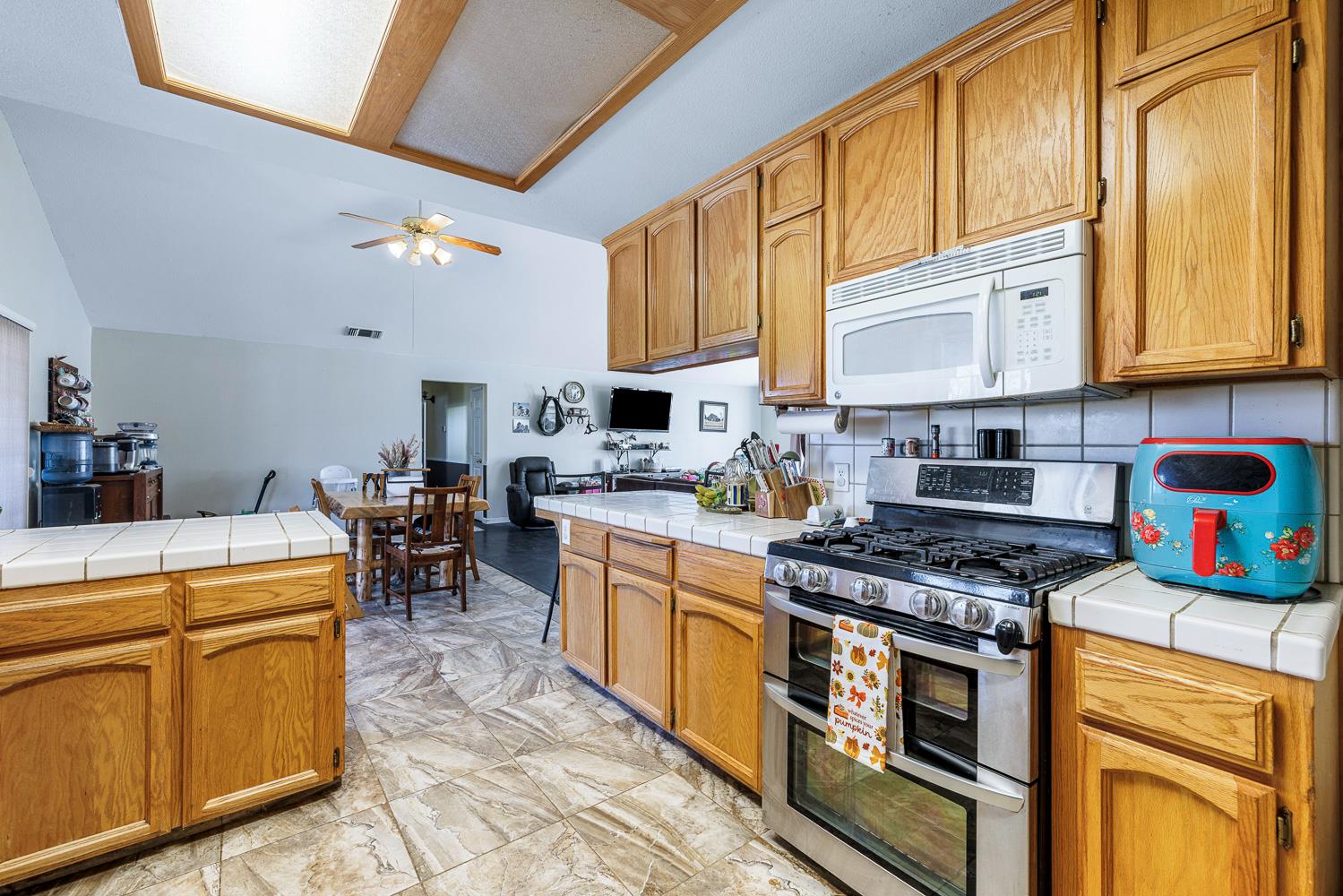 28354 Burrough Valley Rd, Tollhouse, CA 93667