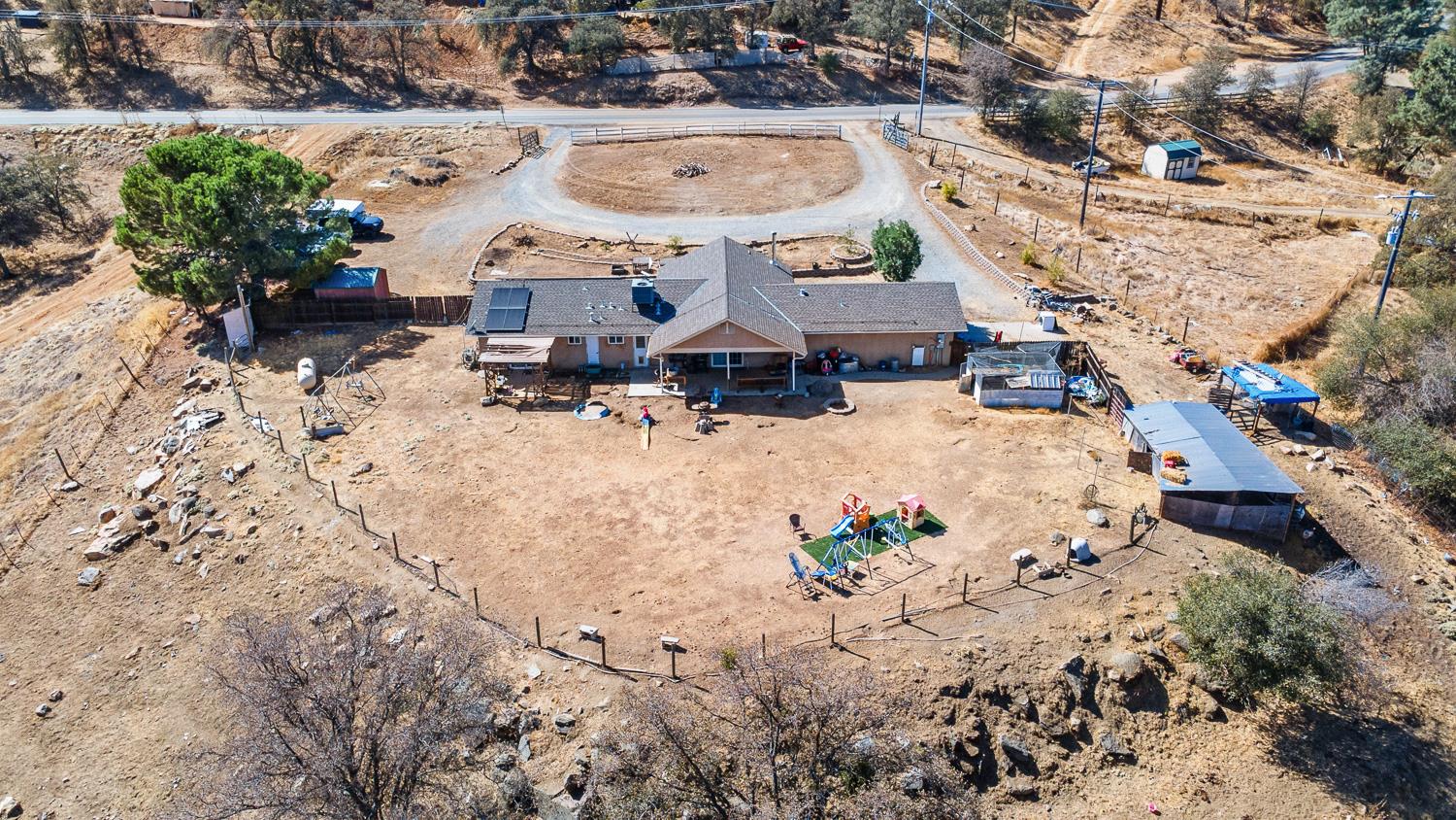 28354 Burrough Valley Rd, Tollhouse, CA 93667
