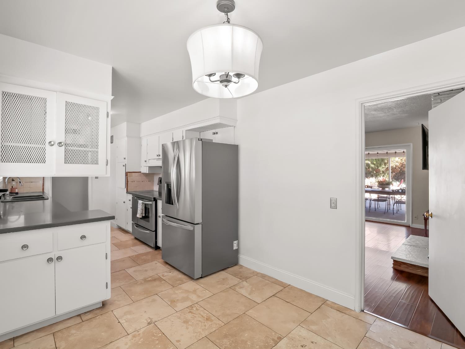 5264 N Fruit Ave, Fresno, CA 93711