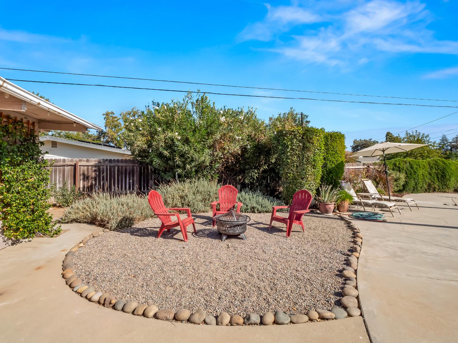 5264 N Fruit Ave, Fresno, CA 93711