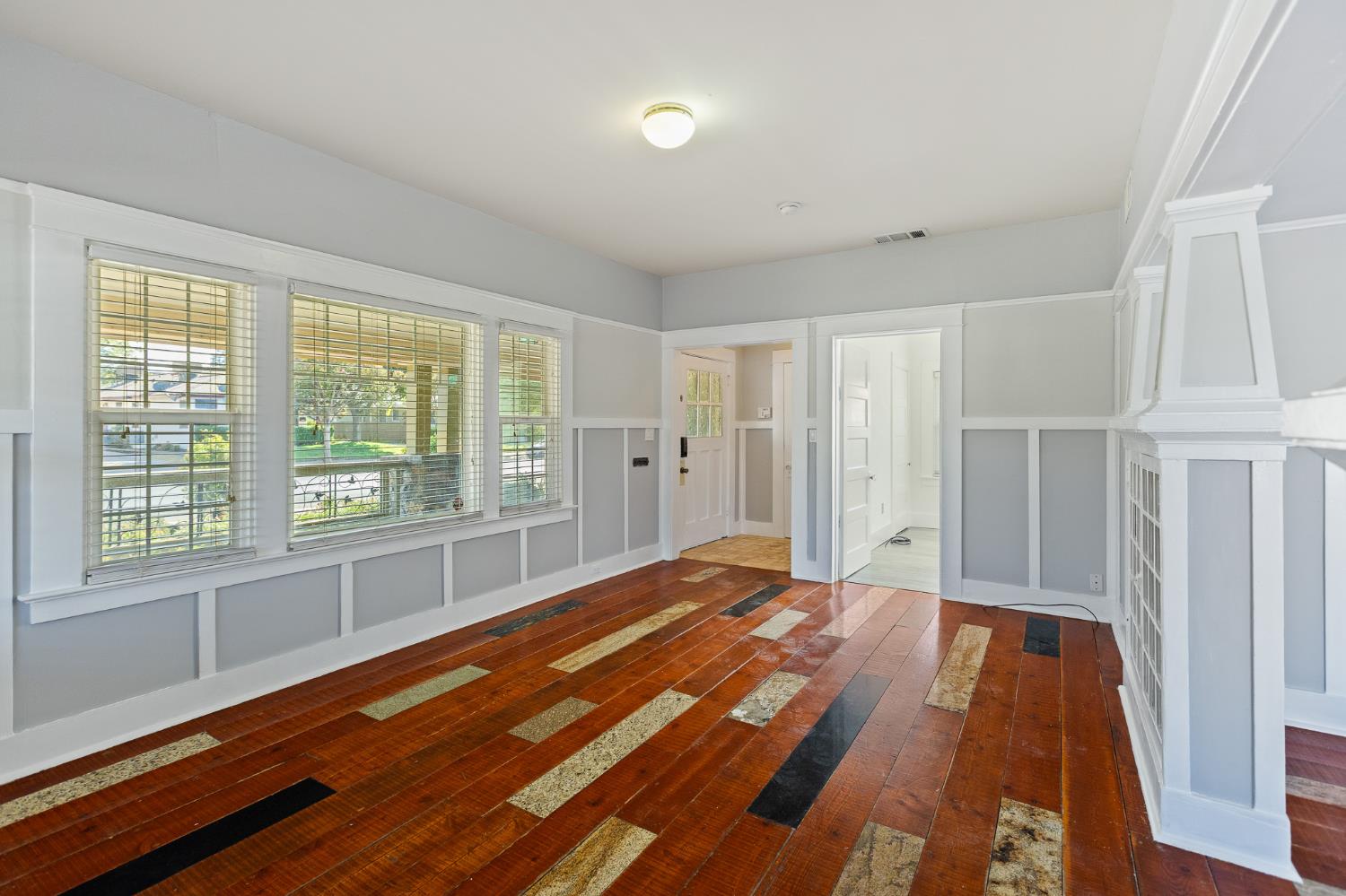 496 E Putnam, Porterville, CA 93257