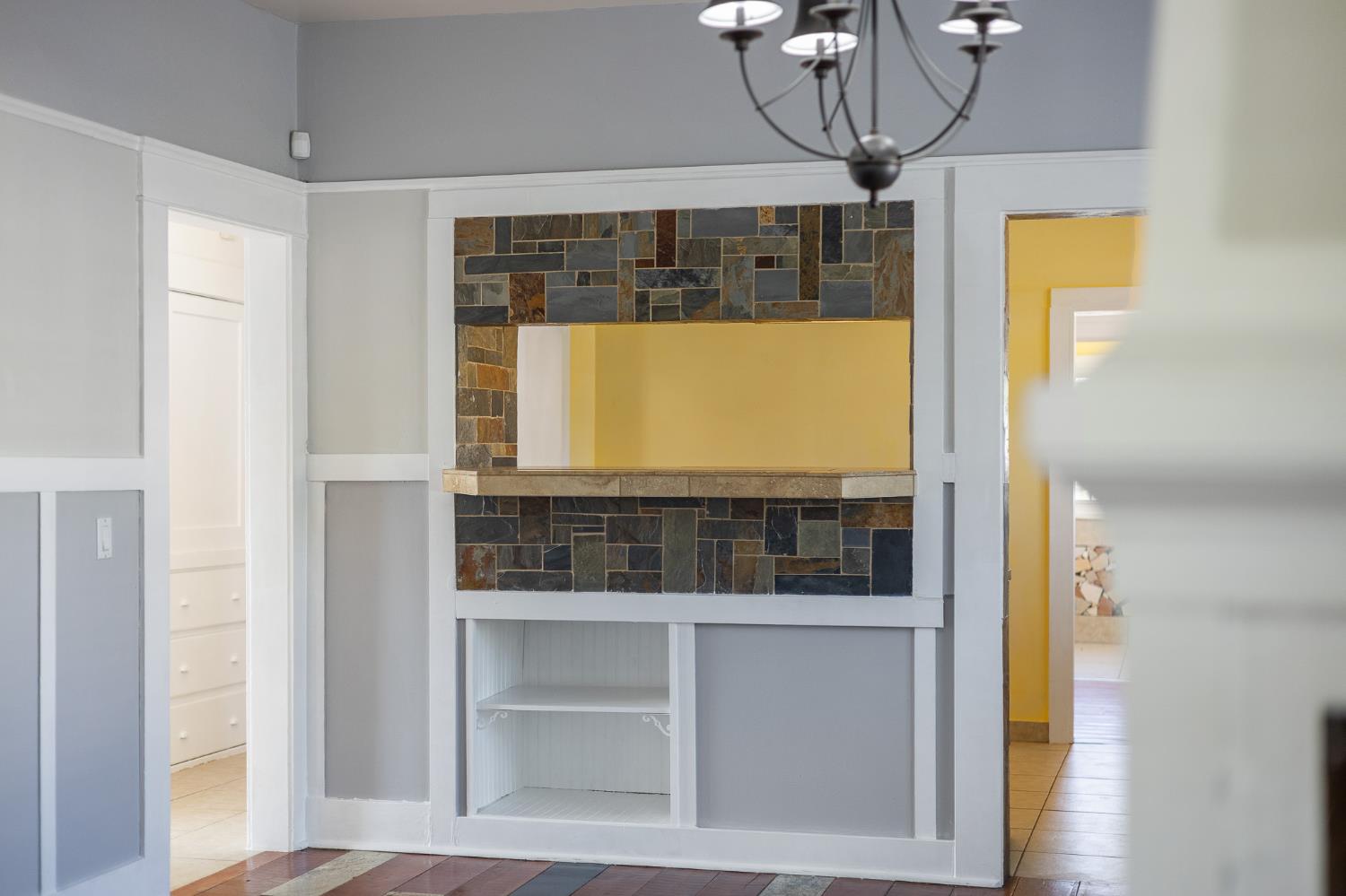 496 E Putnam, Porterville, CA 93257
