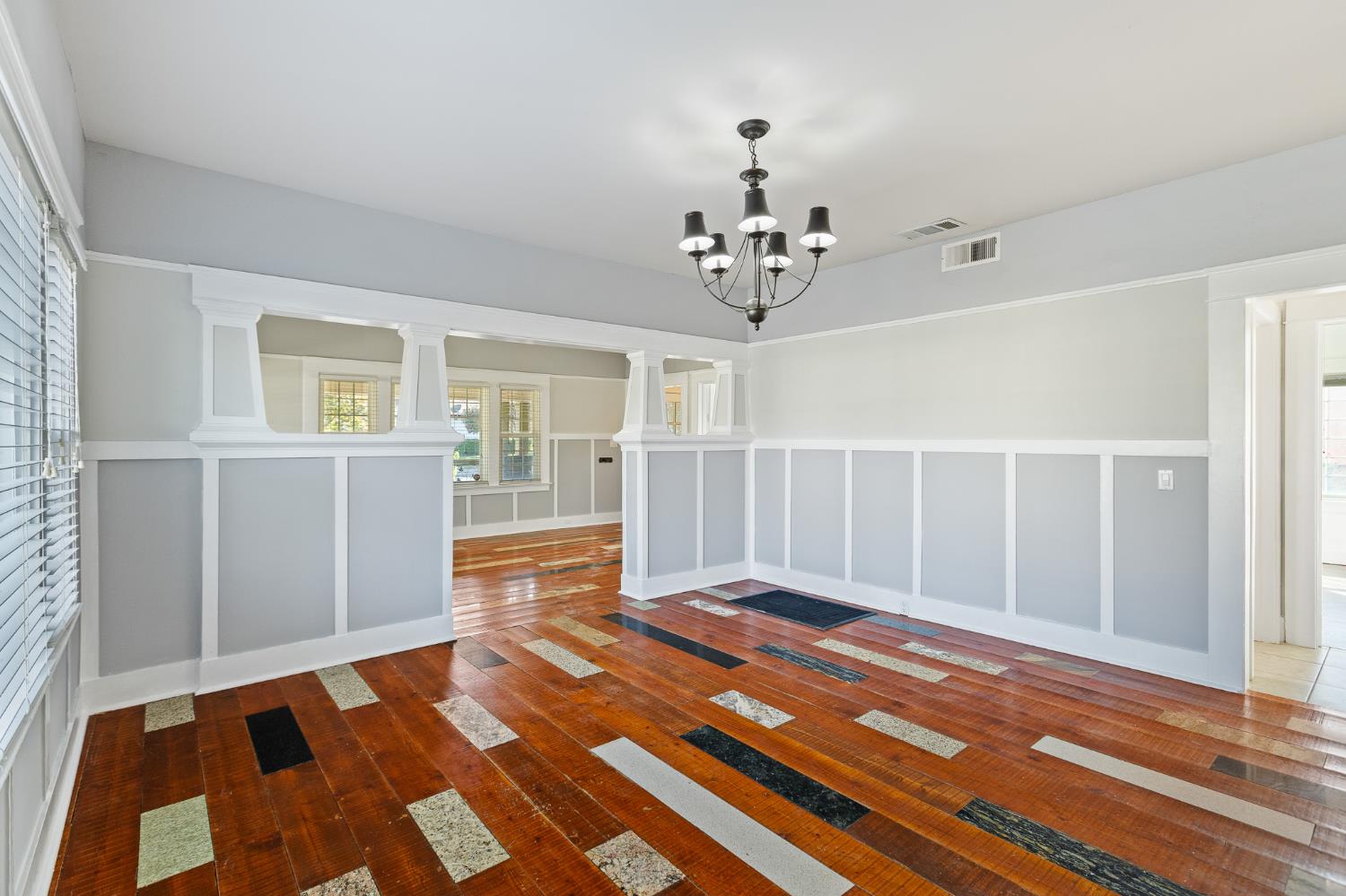 496 E Putnam, Porterville, CA 93257