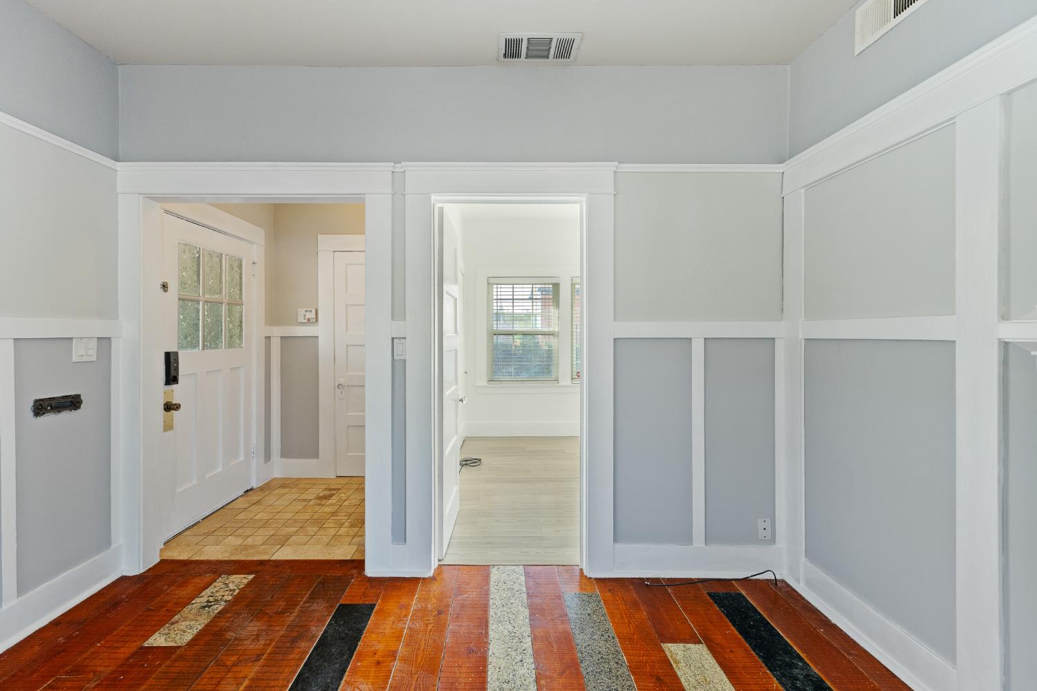 496 E Putnam, Porterville, CA 93257