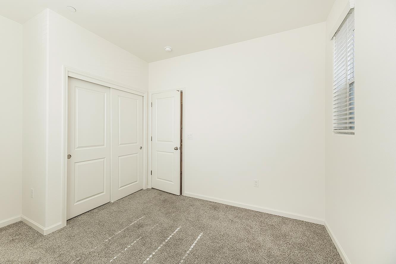 4161 Mitchell Ave, Clovis, CA 93619