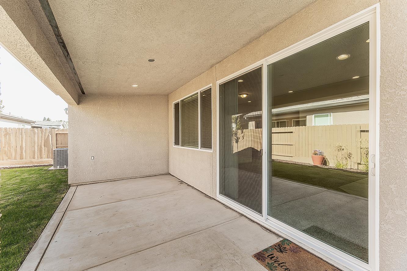 4161 Mitchell Ave, Clovis, CA 93619