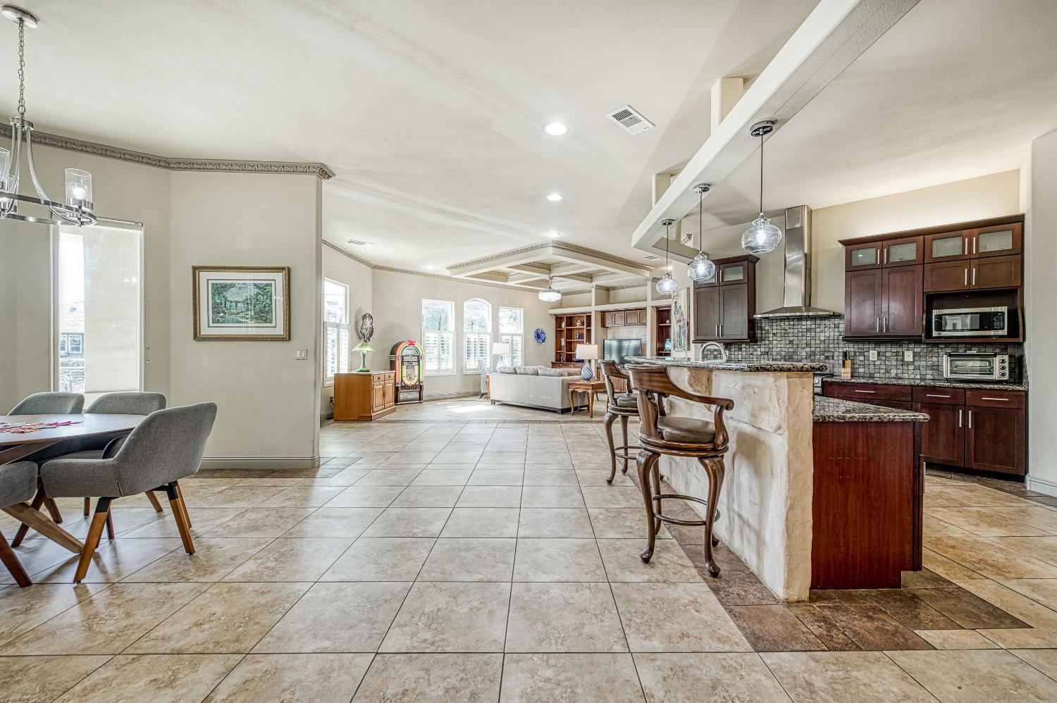 11003 E Egret, Clovis, CA 93619