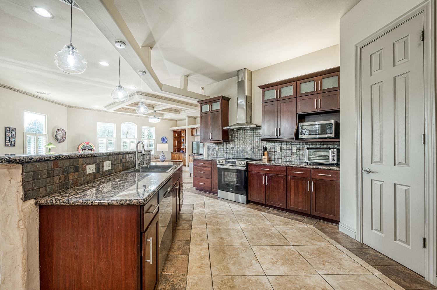11003 E Egret, Clovis, CA 93619