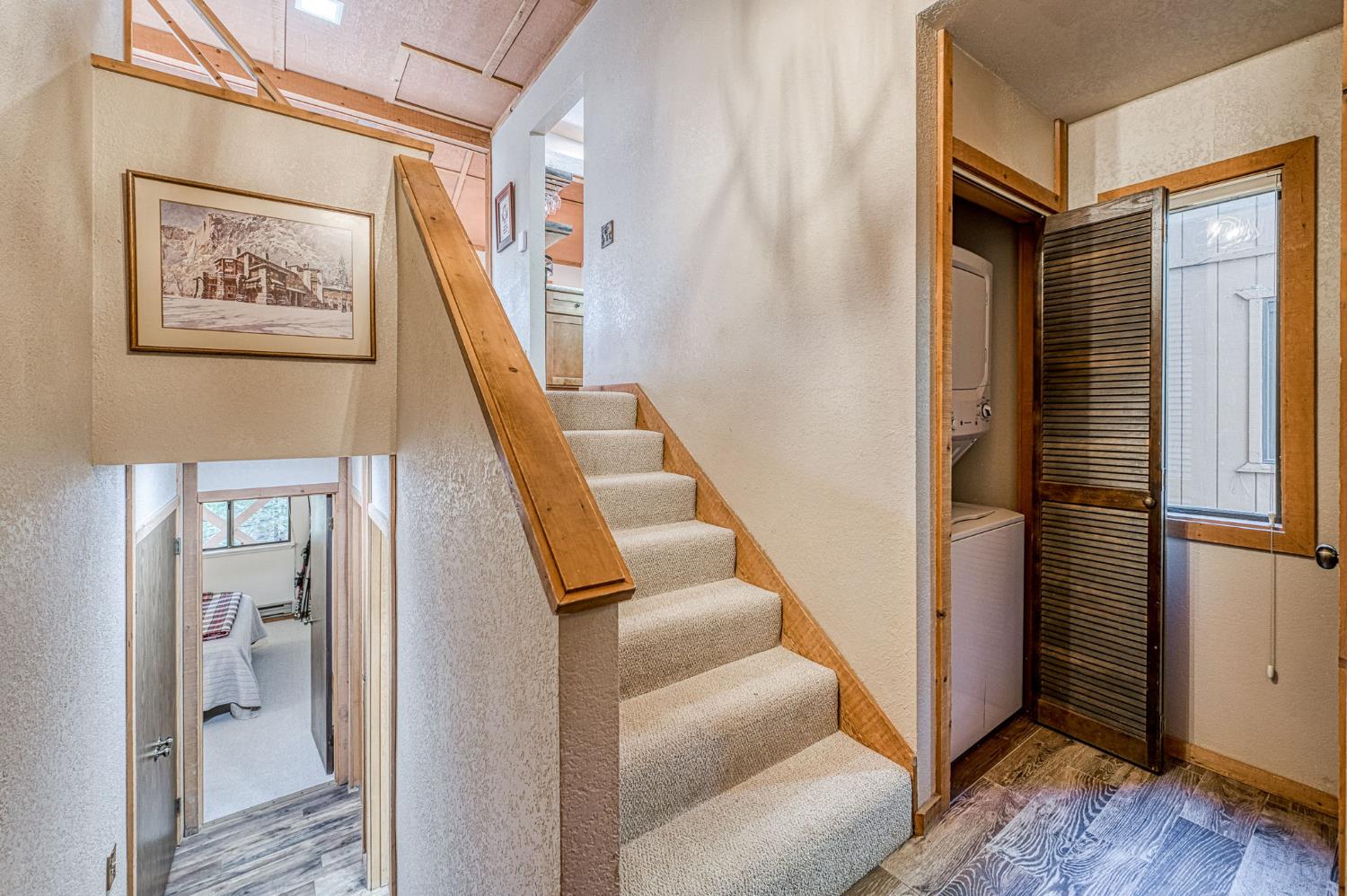 40744 Oakwoods Ln, Shaver Lake, CA 93664