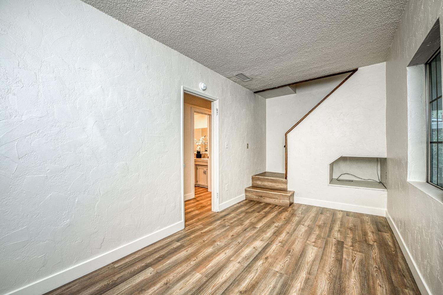 4340 W Judy Ave, Visalia, CA 93277
