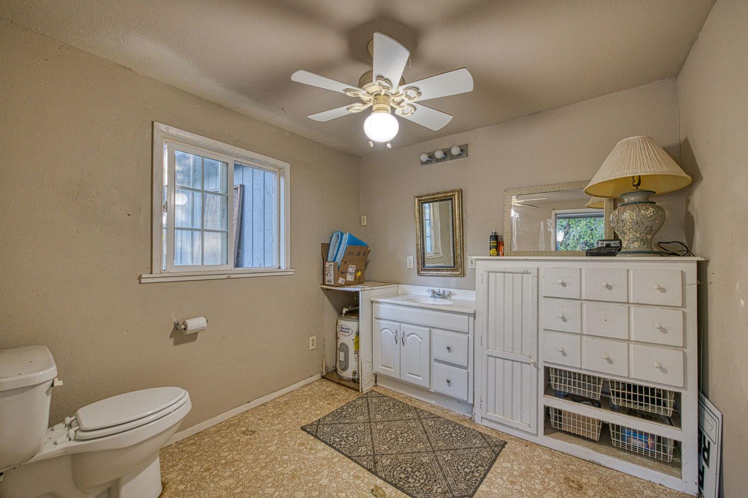 4340 W Judy Ave, Visalia, CA 93277