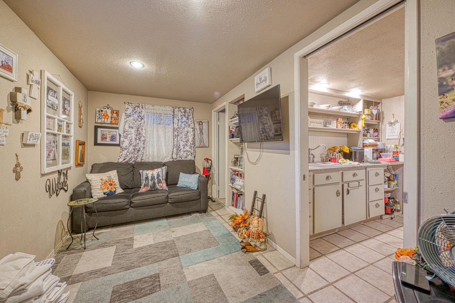 4340 W Judy Ave, Visalia, CA 93277